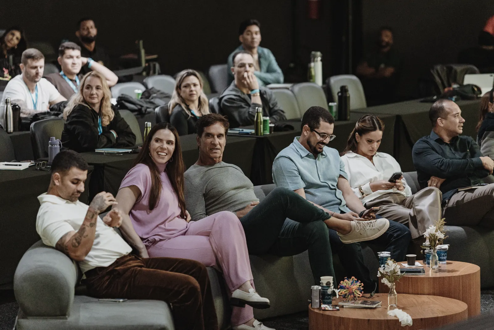 Participantes nos lounges do MTOR Experience — ORB Audiovisual
