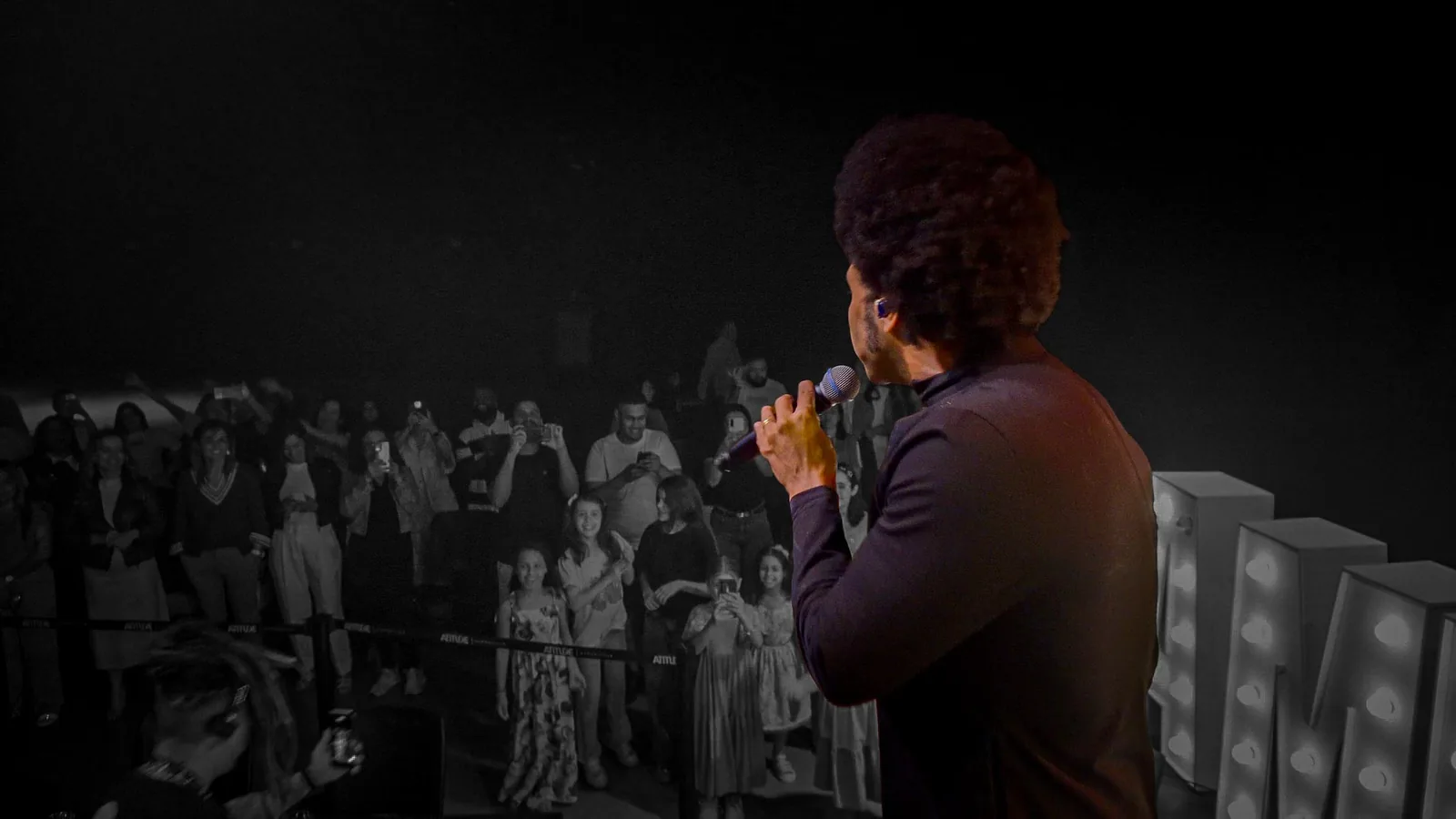 Cinematic frame from Thalles Roberto live show by ORB Audiovisual